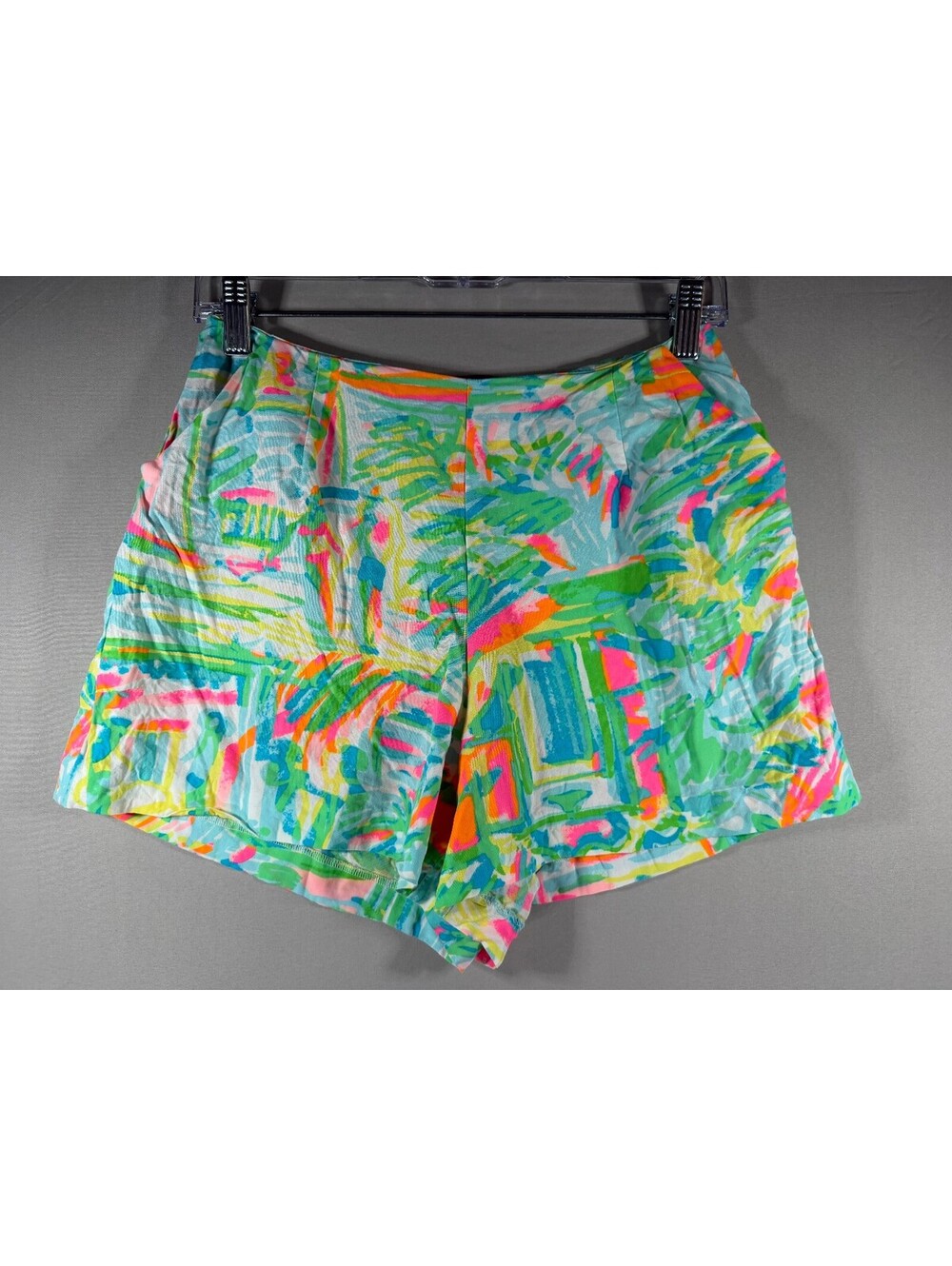 Lilly Pulitzer Size 4 Tropical Abstract Print Rayon Pleated Shorts Back Zip